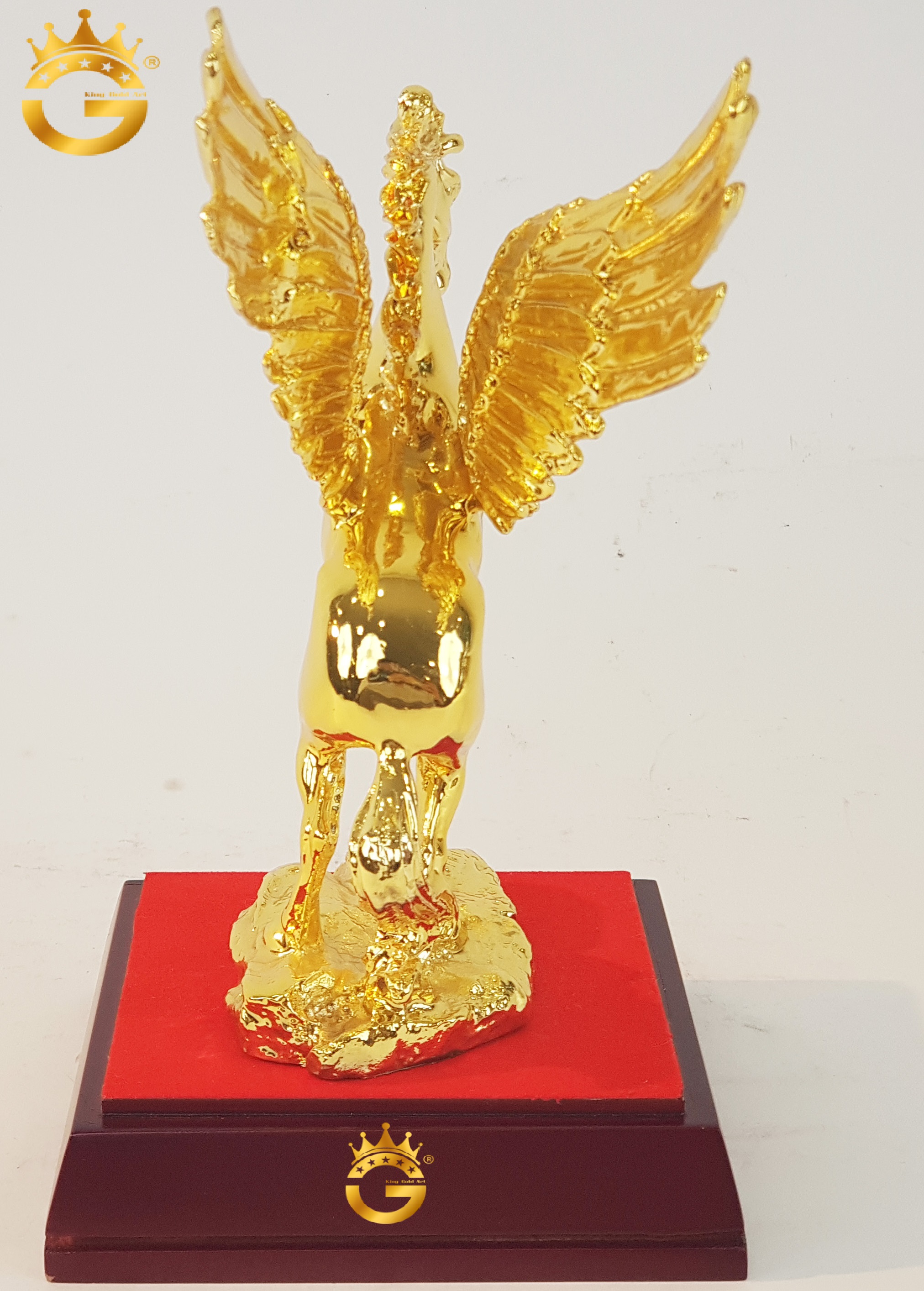 Tượng Ngựa Có Cánh Dát Vàng 24K